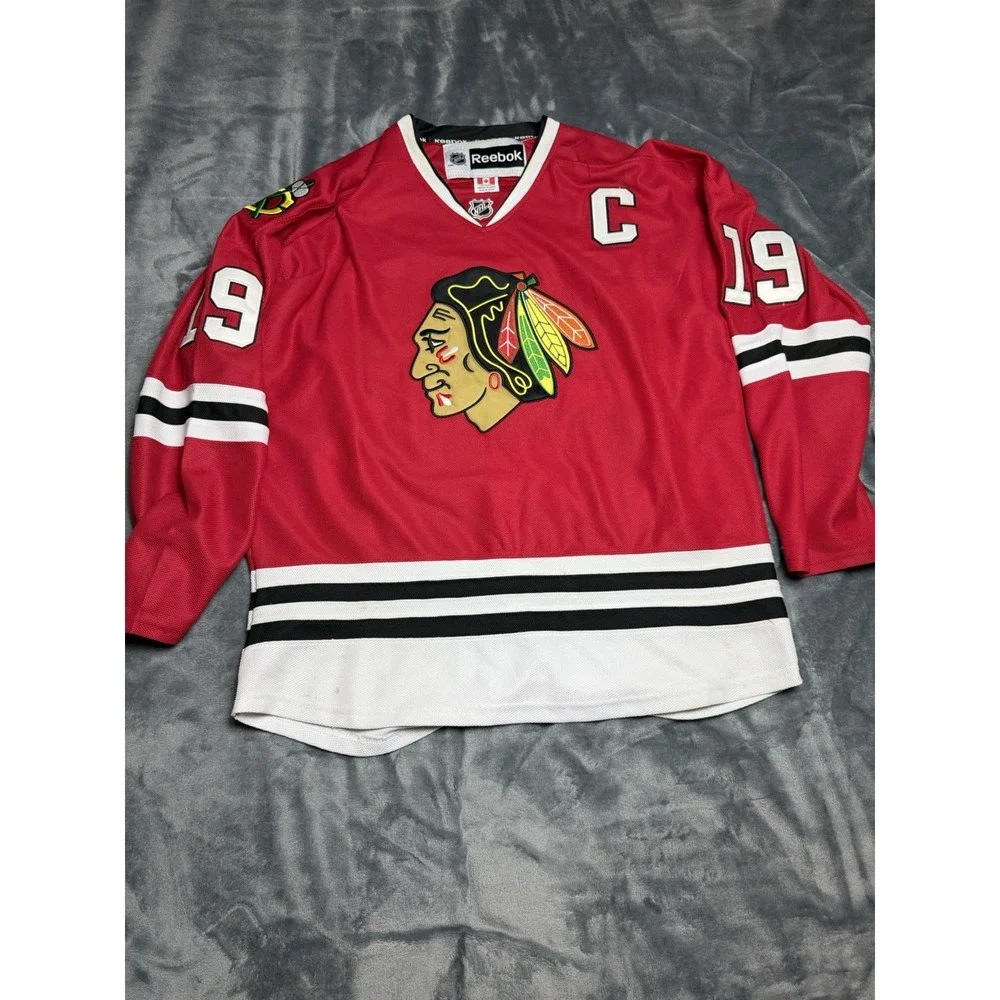 Jonathan Toews Reebok CCM Jersey Sz 54 Chicago Blackhawks Captain Patch
